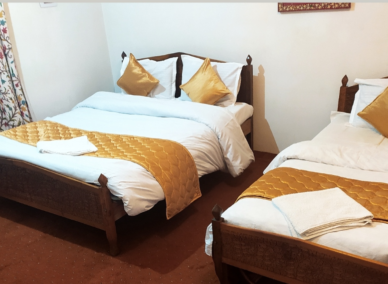 Basera Residency | DELUXE ROOM